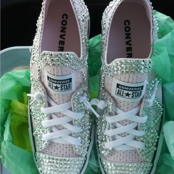 This is my custom design business SPARKLE COUTURE DESIGN. - Picture 2 of 12